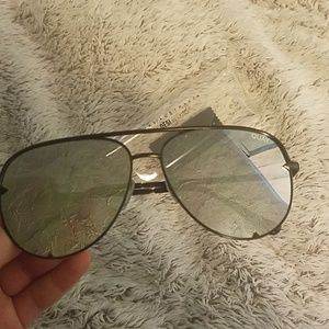 Quay X Desi Perkins High Key